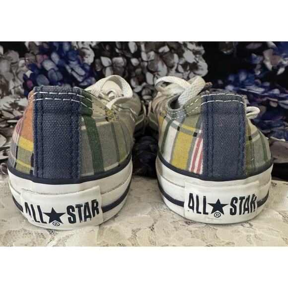 Converse Chuck Taylor All Star Low, Plaid Print, Size 6 - Picture 6 of 9